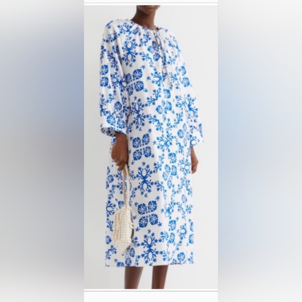 H&M Blue & white kaftan like cotton dress size xs